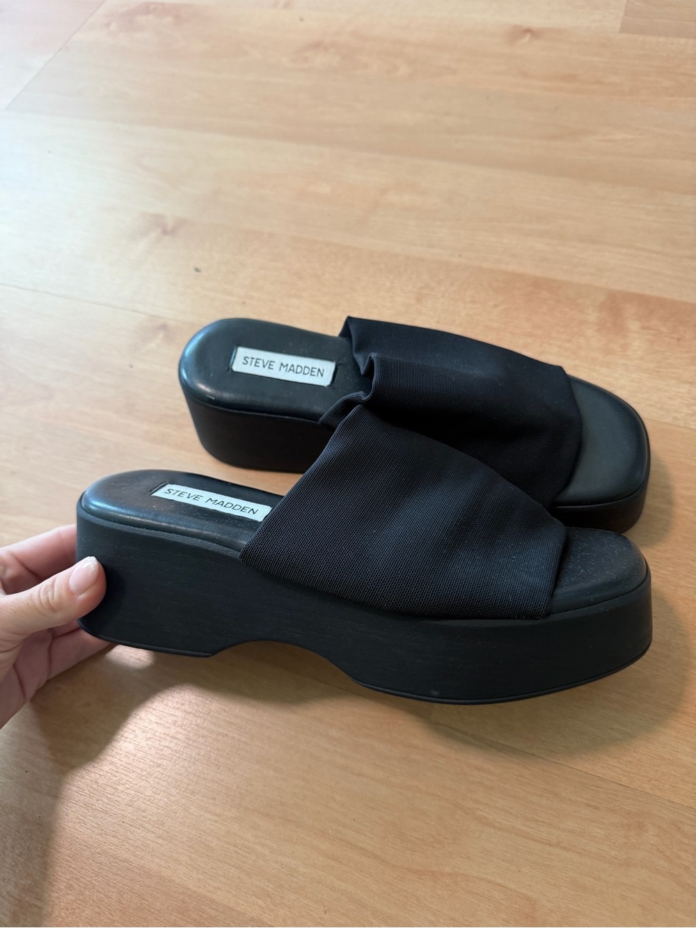 Steve Madden Black Platform Slide Mules